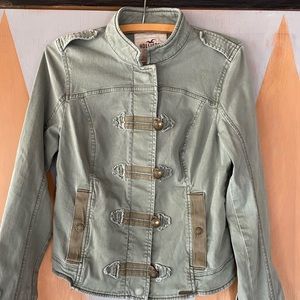 Hollister – Army Green Jacket - Button front with side pockets - Size Medium